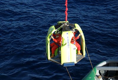 TORO-4 by Reflex Marine transferring crew over calm water.